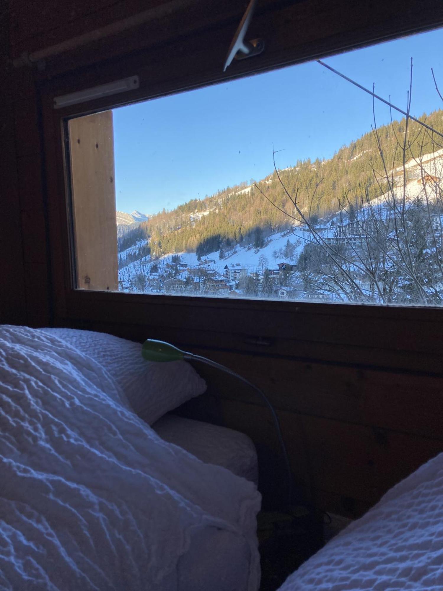 Auberge De Jeunesse Hi La Clusaz Buitenkant foto