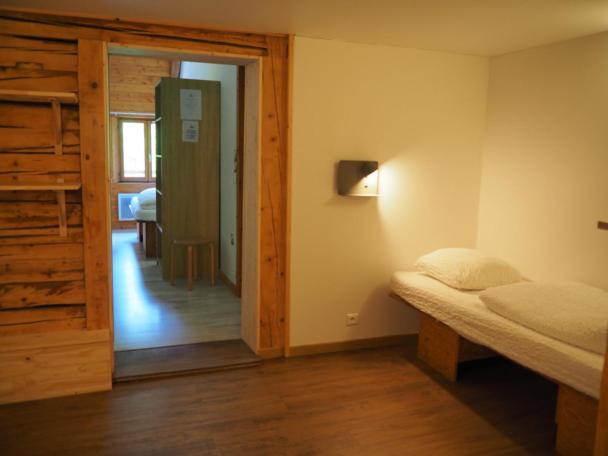 Auberge De Jeunesse Hi La Clusaz Buitenkant foto
