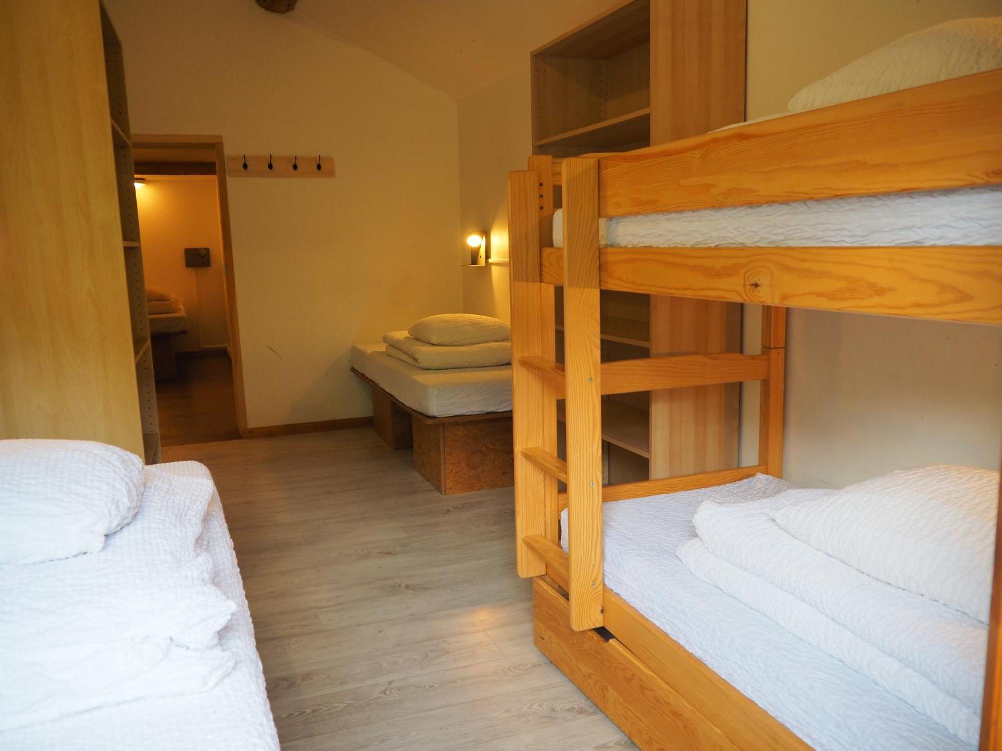 Auberge De Jeunesse Hi La Clusaz Buitenkant foto